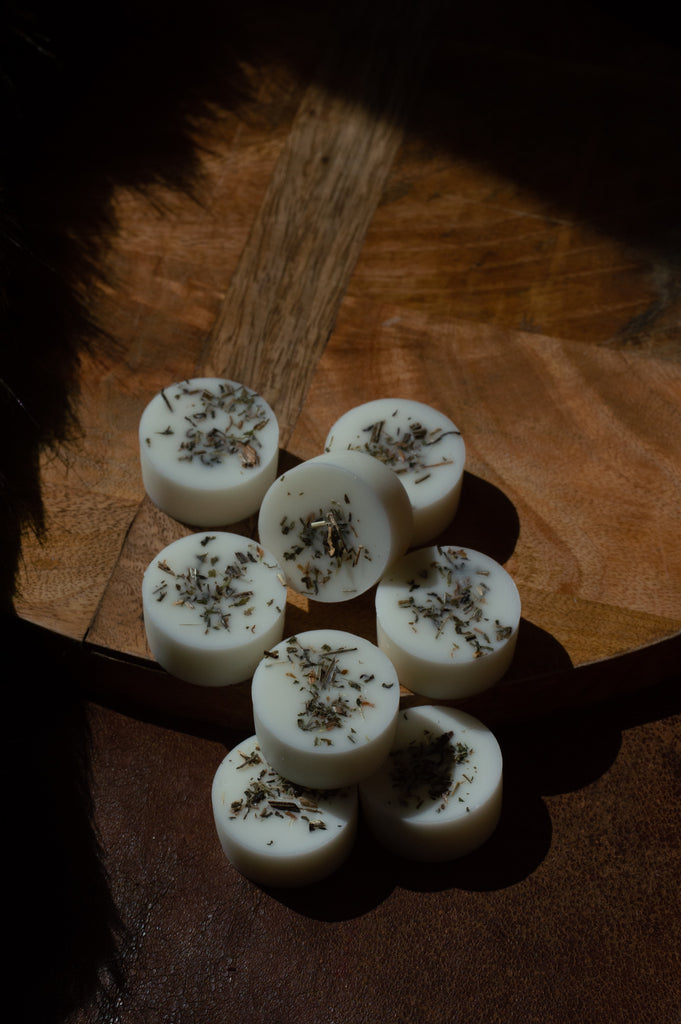 Wolf and wick, natural coconut and rapeseed wax melts
